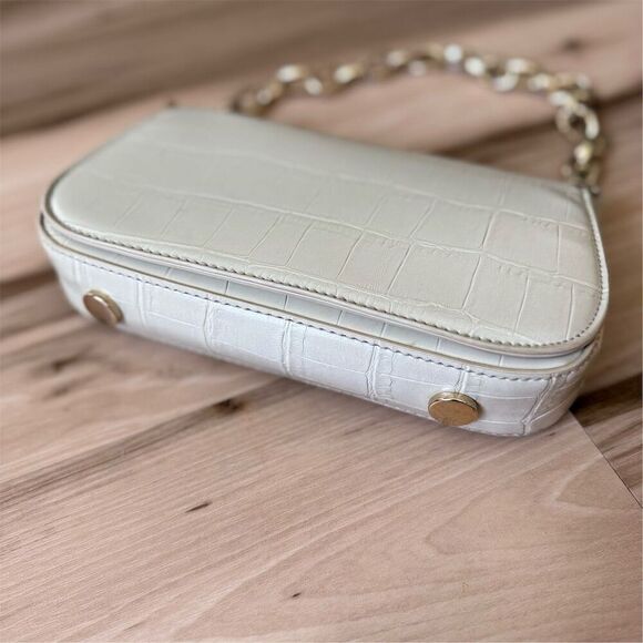 Zara Women's Off White Croc Embossed Baguette Shoulder Bag - Picture 2 of 12